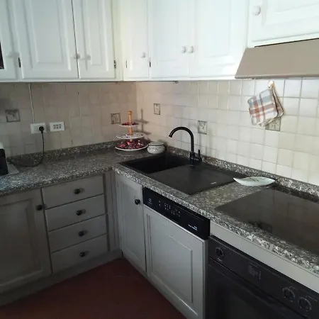 Loretta Marciana Marina (Isola d'Elba)