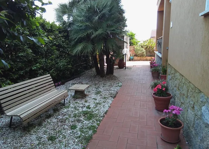 Loretta 마르시아나마리나